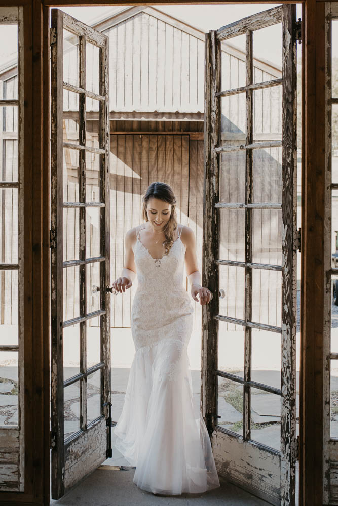 alabama_weddings_KelseyJusticeCreative_Barn_at_Shady_Lane-1002.jpg