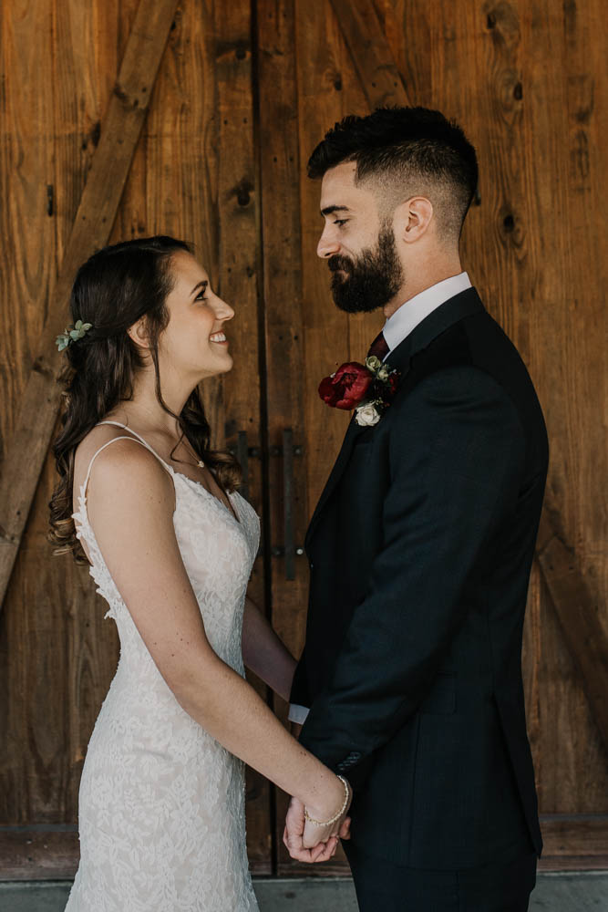 alabama_weddings_KelseyJusticeCreative_Barn_at_Shady_Lane-1007