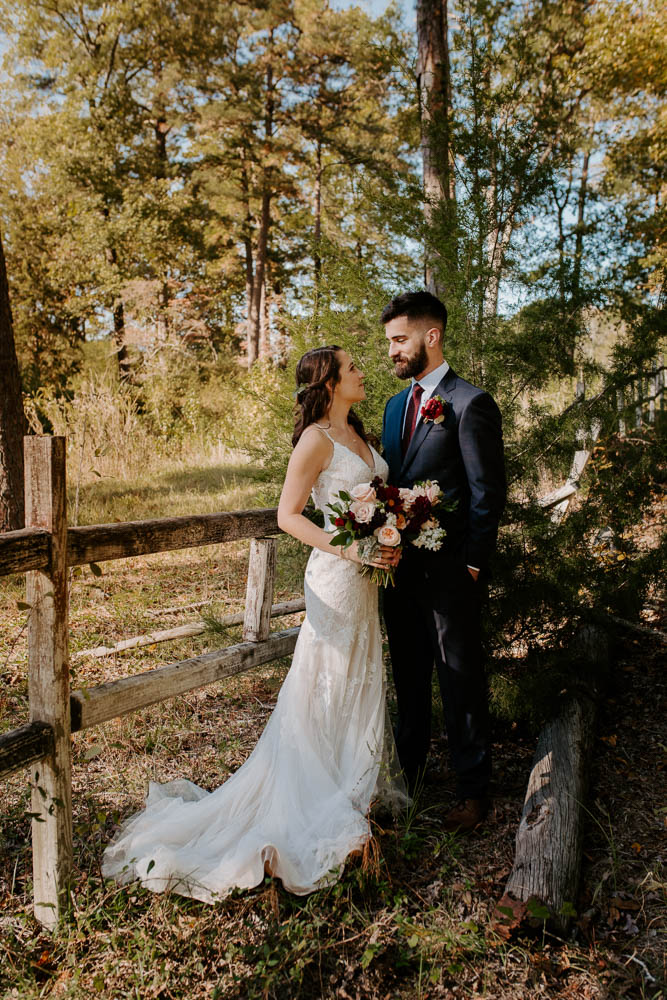 alabama_weddings_KelseyJusticeCreative_Barn_at_Shady_Lane-1011