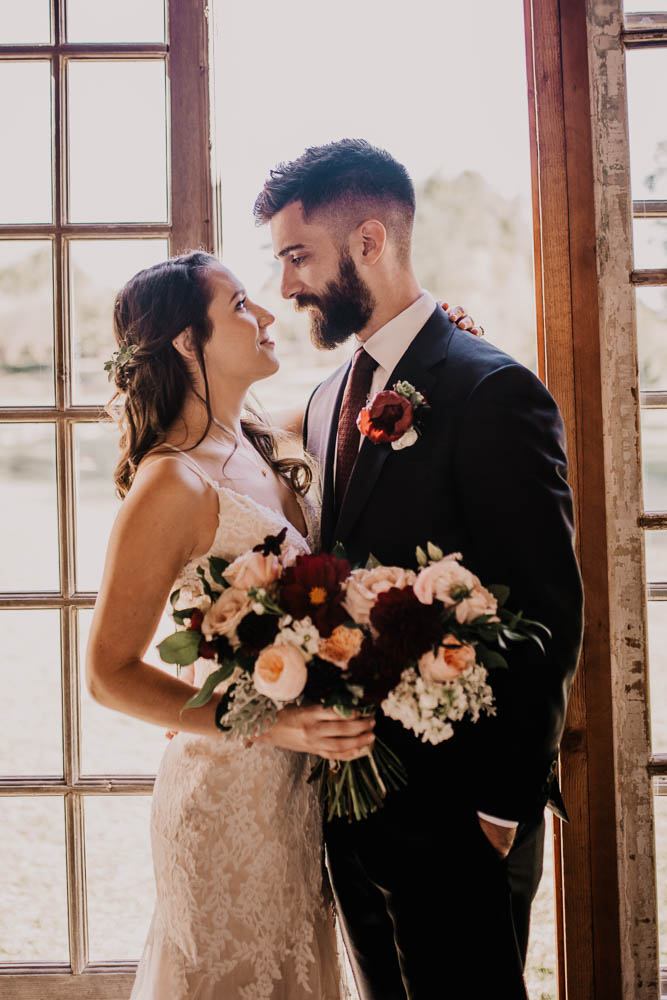 alabama_weddings_KelseyJusticeCreative_Barn_at_Shady_Lane-1022